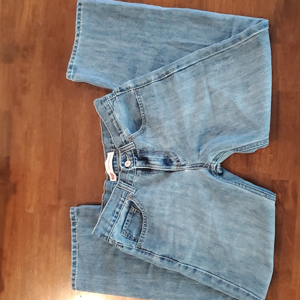 Boys size 16 regular 28x28 Levi's 550 jeans